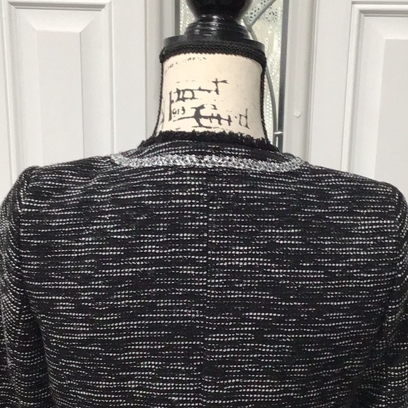 NWOT. FRENCHI Metallic 3/4 Sleeves Open Front Short Blazer Size Small P2P 17” - Picture 9 of 11